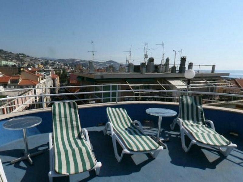 Belvedere Hotel 3*